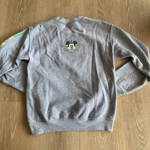 Disney Parks Discover the Magic Sweatshirt Gray Crewneck Pullover Womens Small - Picture 4 of 5